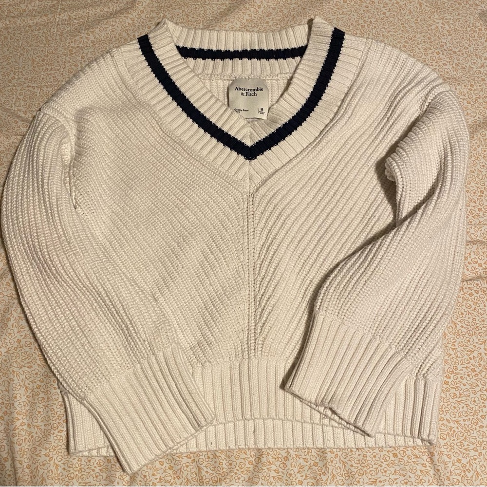 Abercrombie knitted sweater